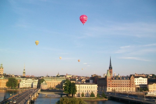 Zicht op Gamla Stan vanuit onze kamer